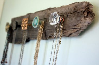 Necklace Holder