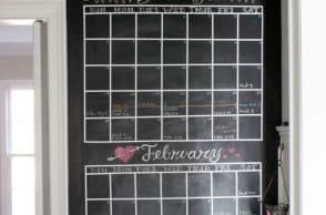 DIY Chalkboard Calendar