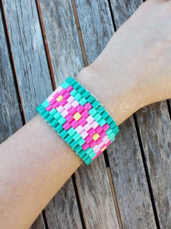 Bracciale colorato hama beads