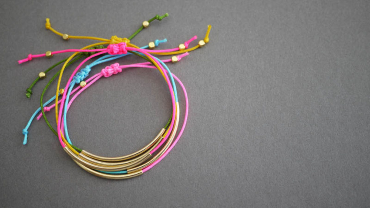 Braccialetti fai da te con fili colorati - Passion DIY