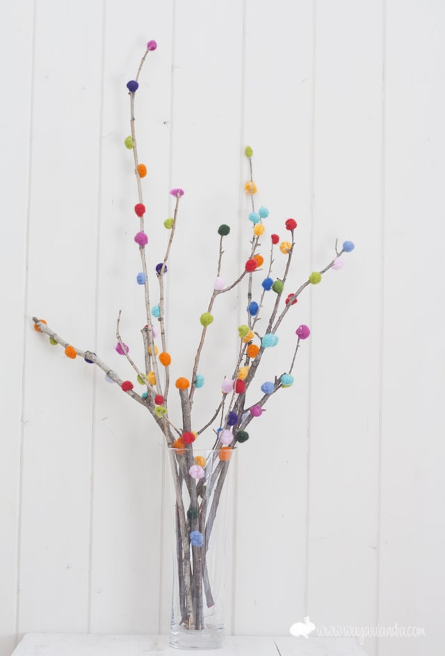 albero-di-pasqua-pompom