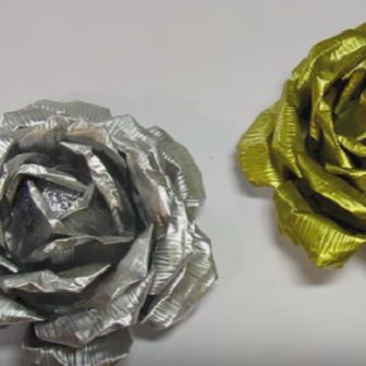 Rose di alluminio: un’idea riciclosa per la festa della mamma