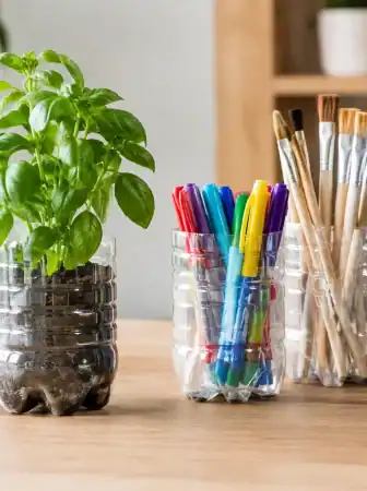 Come riutilizzare bottiglie di plastica in casa